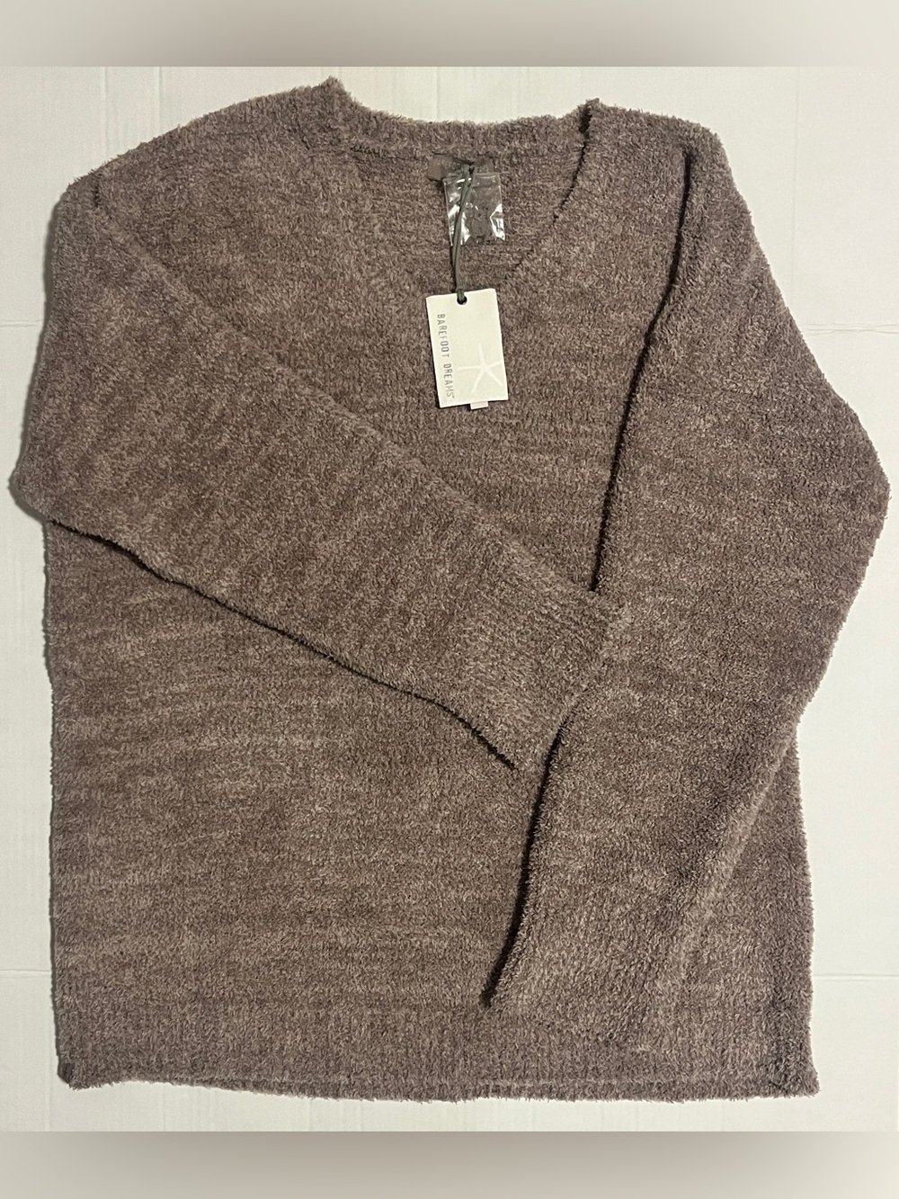 Barefoot Dreams cozy chic v-neck pullover Driftwood Taupe woman’s L